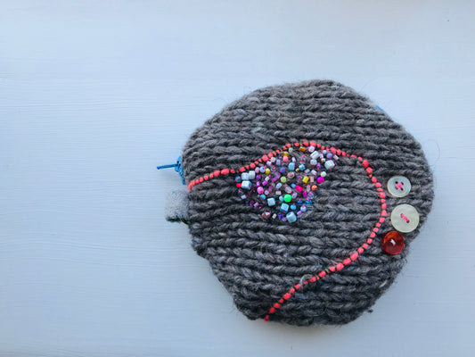 Coin case C1574 beads hand-stitched embroidery cloth coin purse handmade
