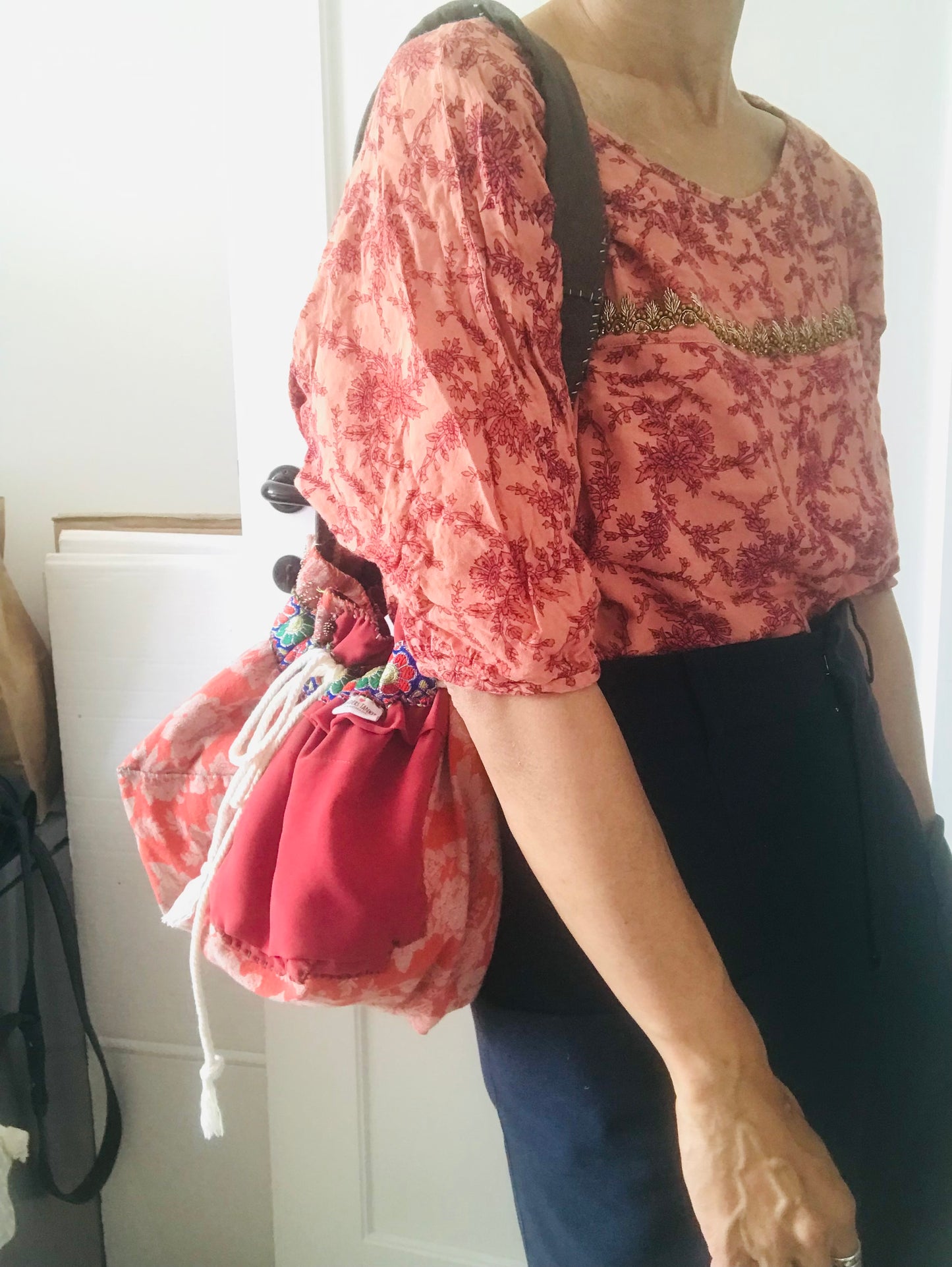 Taske snoretræk taske snøre taske håndsyet taske stof slow fashion håndlavet 1706