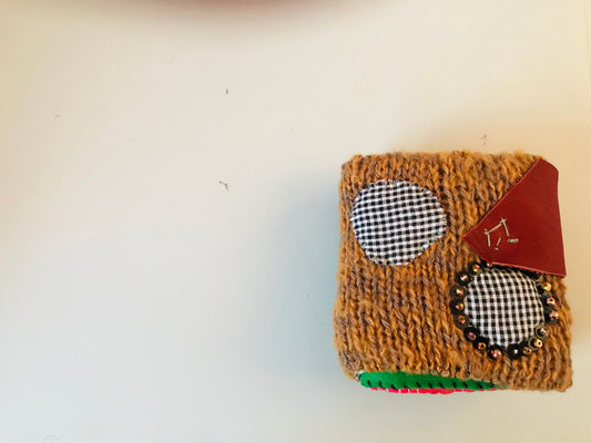 Wallet Fabric Wallet Handmade Hand-sewn Embroidered Patchwork Bi-fold 1912