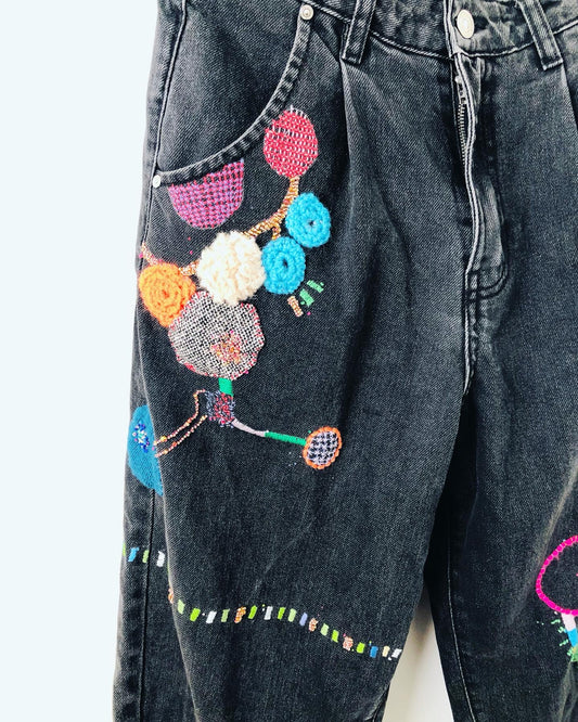 Denim Jeans make-over デニム 古着リメイク 布製 スローファッション 刺繍 手刺繍 再生 ハンドメイド サイズ36 1998