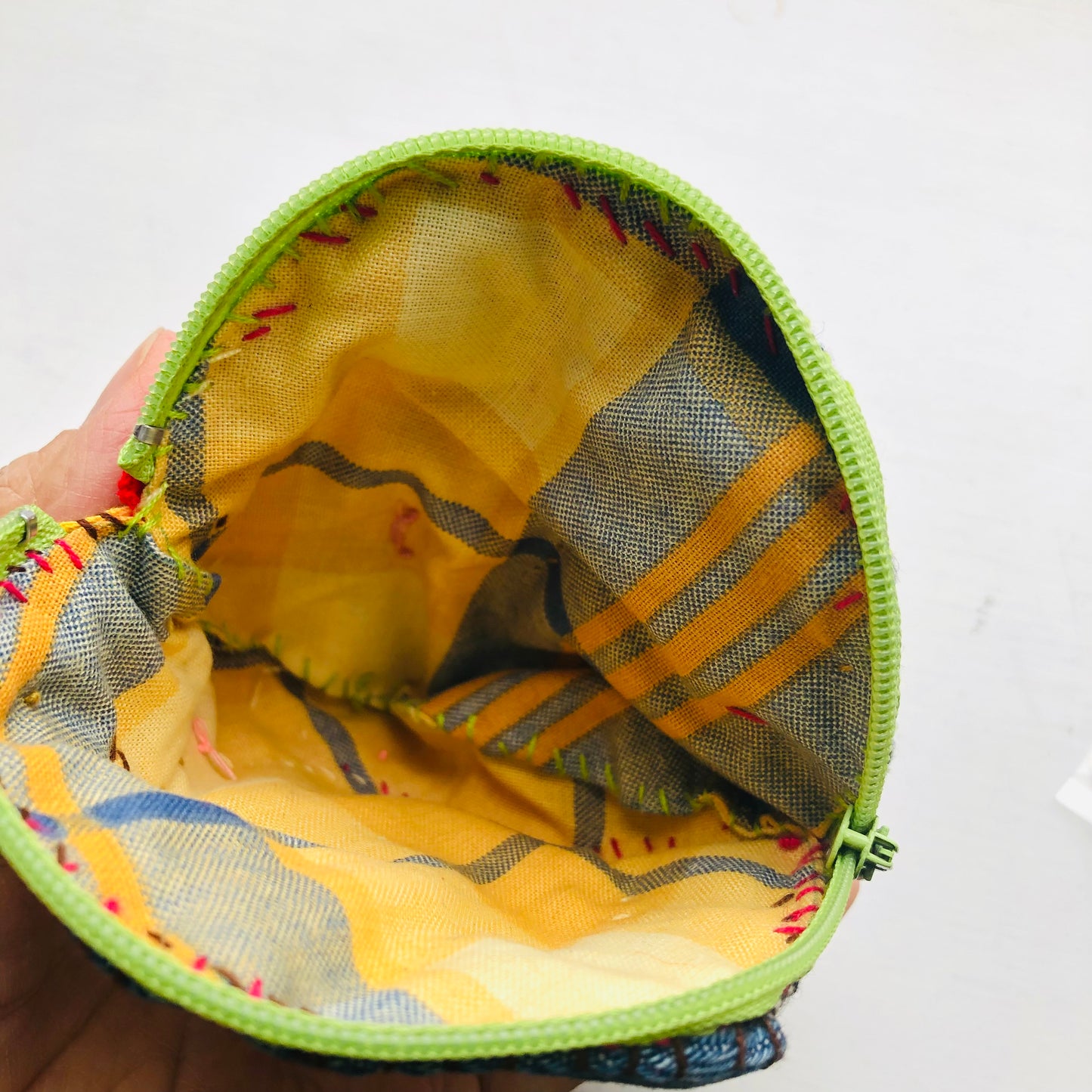 coin purse, accessory case, card holder, fabric, coin case, slow fashion, change purse, handmade, 2413