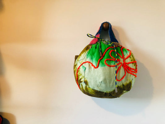 Bag 手縫いのバッグ 布製 巾着バッグ スローファッション ハンドメイド 2303