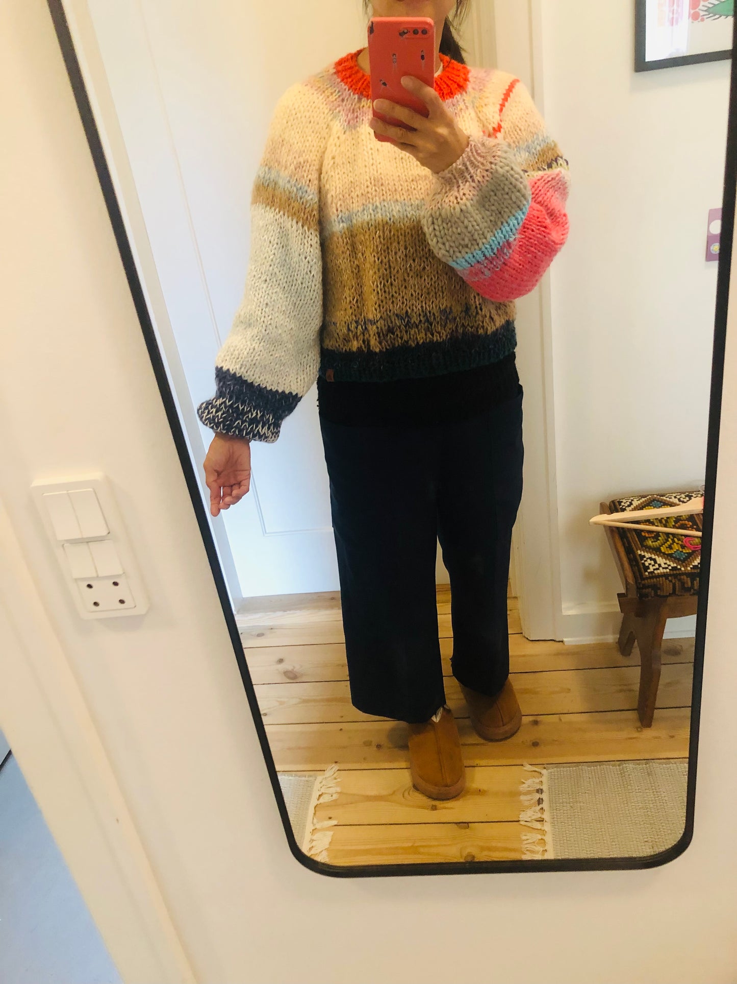 Hand-knitted sweater, slow fashion, fancy yarn, oneofakind, short length, size 2300