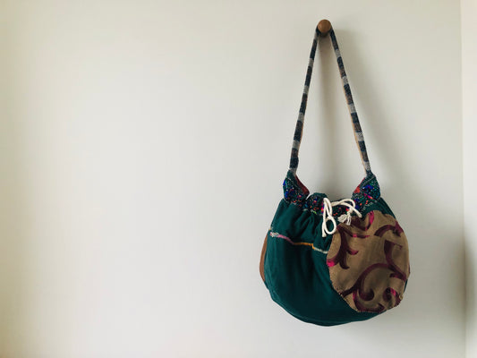 Bag 巾着バッグ ワンハンドル 手縫いのバッグ 布製 スローファッション ハンドメイド 1969