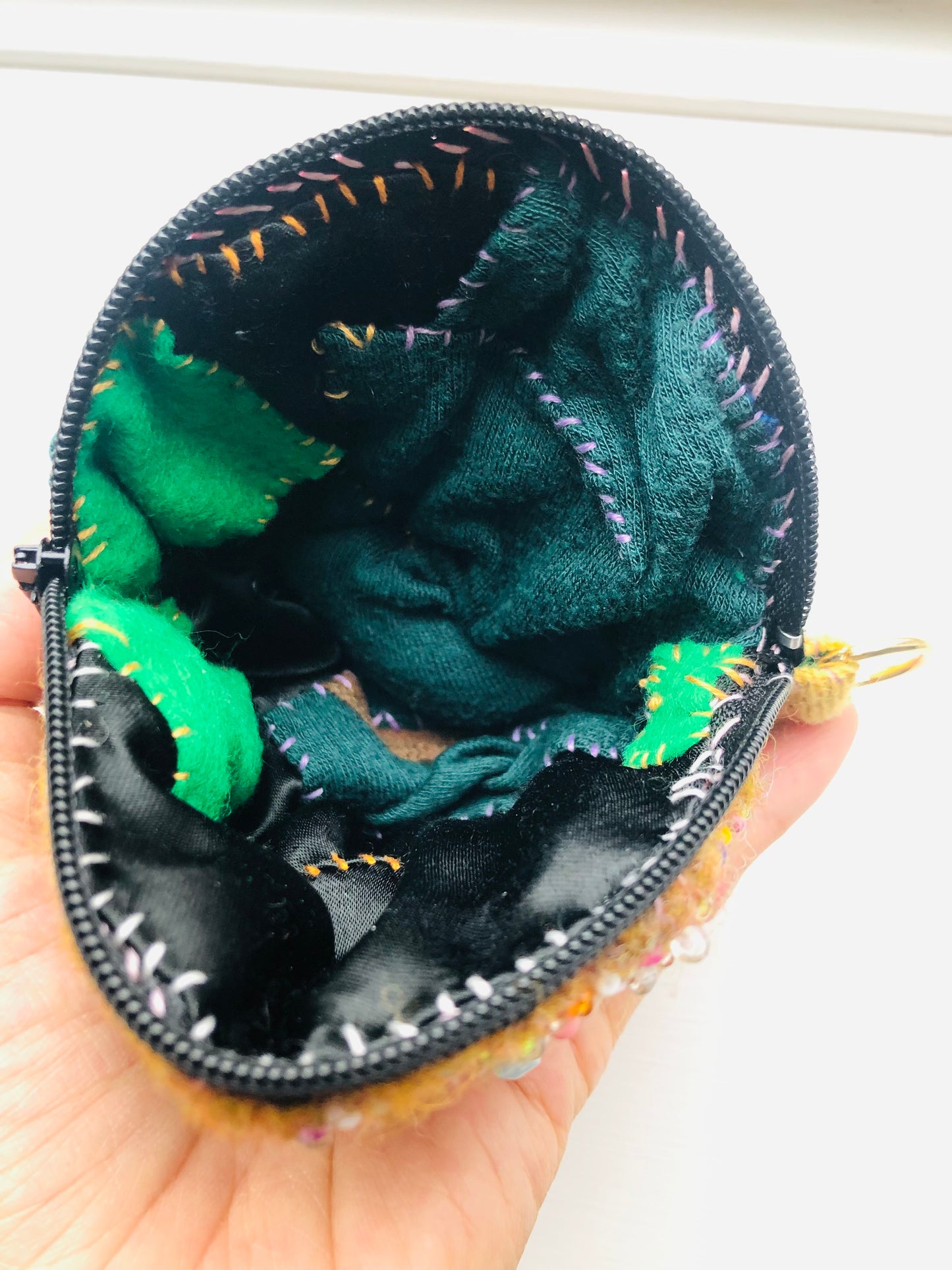 Coin case Beads Hand-sewn Embroidery Fabric Coin purse Handmade 1962