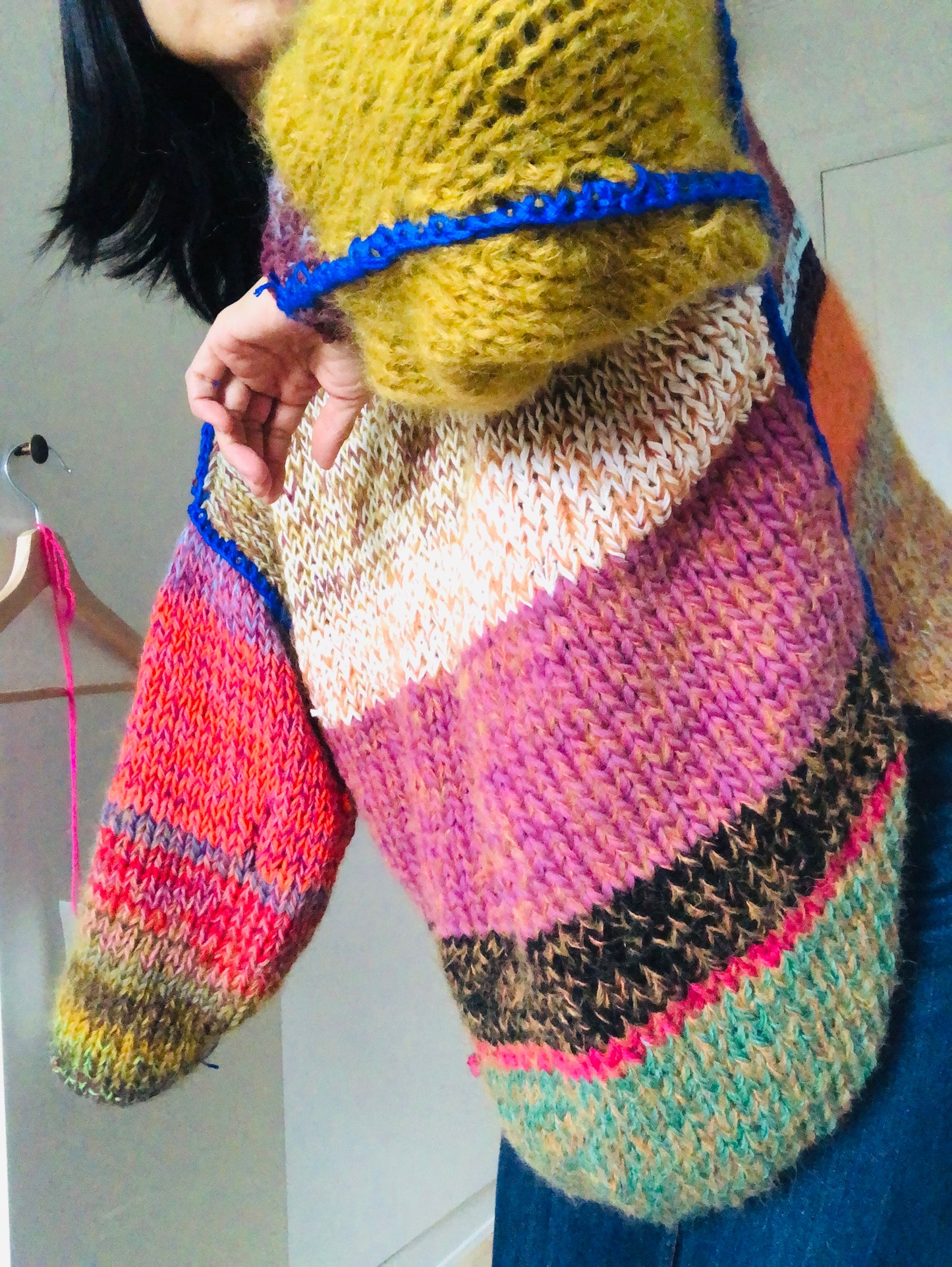 セーター 手編み スローファッション ファンシーヤーン oneofakind ショート丈 2346