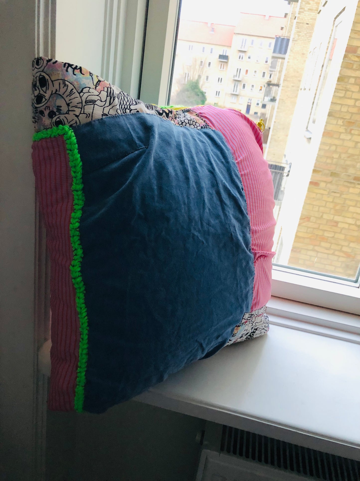 Cushion cover 45cm✖️45cm 手縫い 布製 一点もの スローファッション One of a kind ハンドメイド 2342