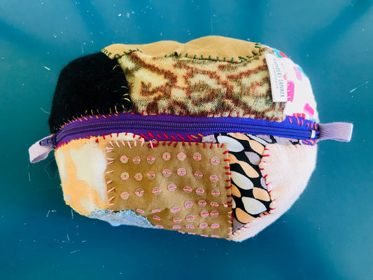 ポーチ 手縫い 布製 ハンドメイド ビーズ刺繍 1675