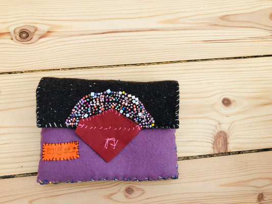 Wallet 財布 手縫い ビーズ刺繍 布製 スローファッション ハンドメイド 1721