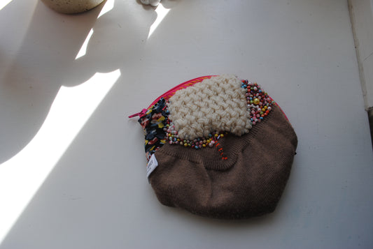 コインケース C1575 ビーズ 手縫い 刺繍 布 小銭入れ ハンドメイド