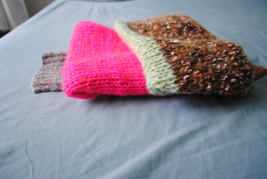 Muffler stole hand-knitted mixed yarn colorful 1648