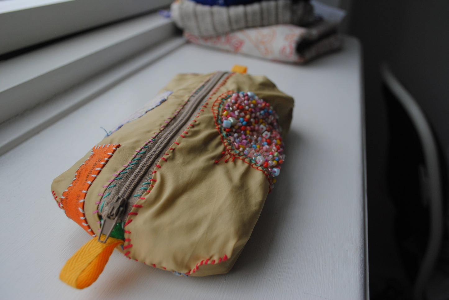 Pouch Hand-stitched Cloth Pen Case Accessory Case Handmade Bead Embroidery 1799