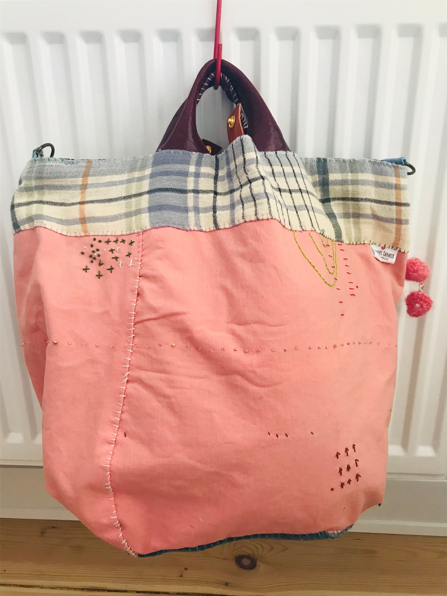 Bag   手縫いのバッグ　  布製　本革持ち手　スローファッション　ハンドメイド　1736