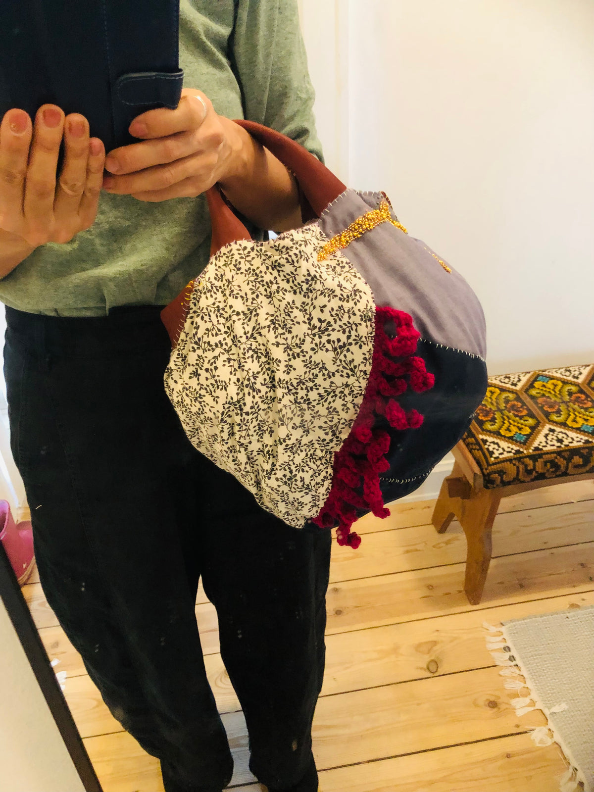 Bag 手縫いのバッグ 布製　トートバッグ　スローファッション　ハンドメイド　2543