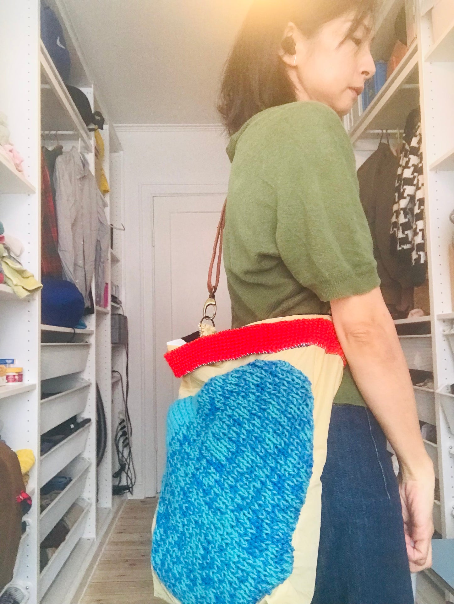 Bag   手縫いのバッグ　  布製　本革持ち手　スローファッション　ハンドメイド　1887