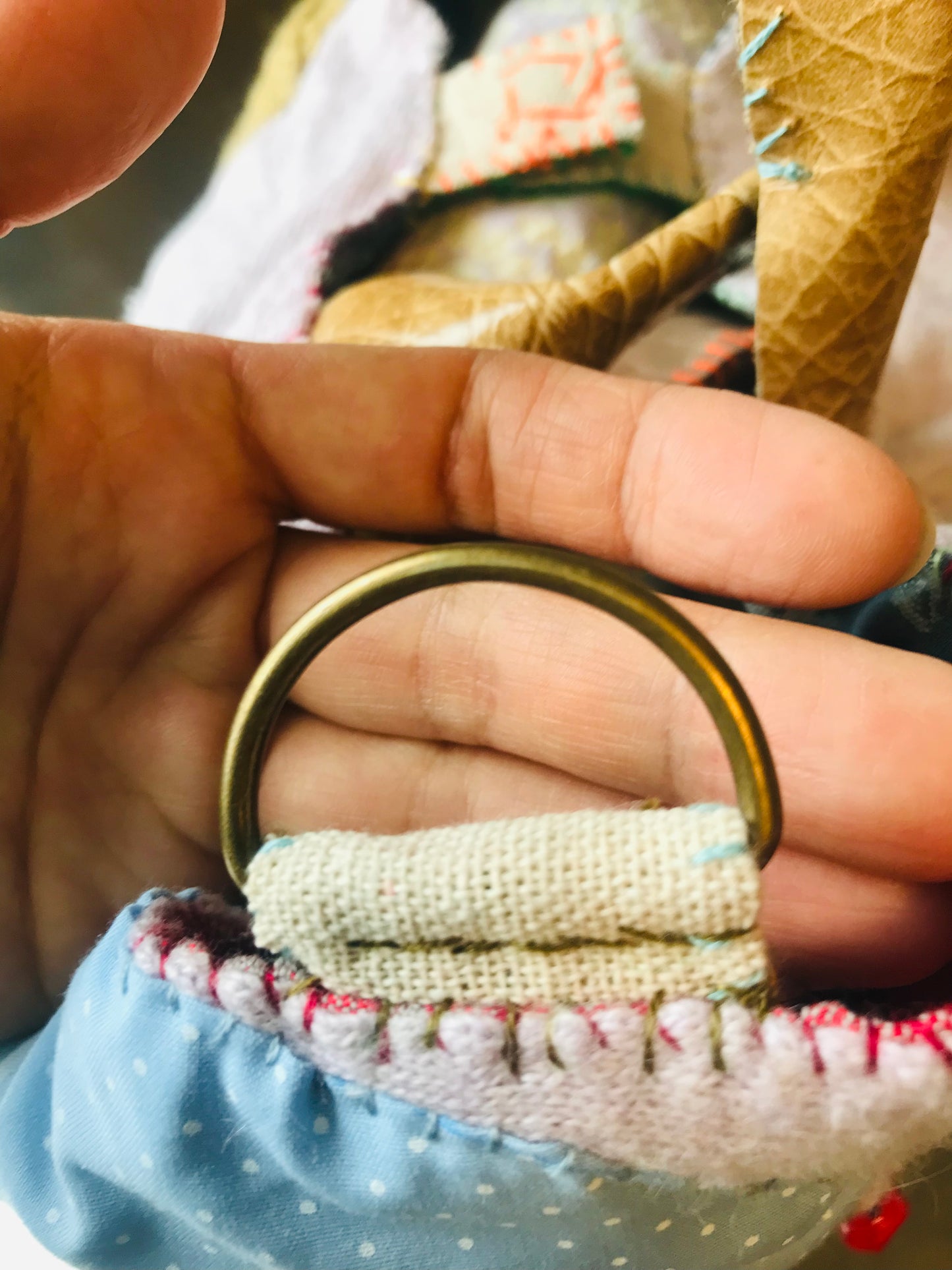 Bag   手縫いのバッグ　  布製　本革持ち手　スローファッション　ハンドメイド　1804