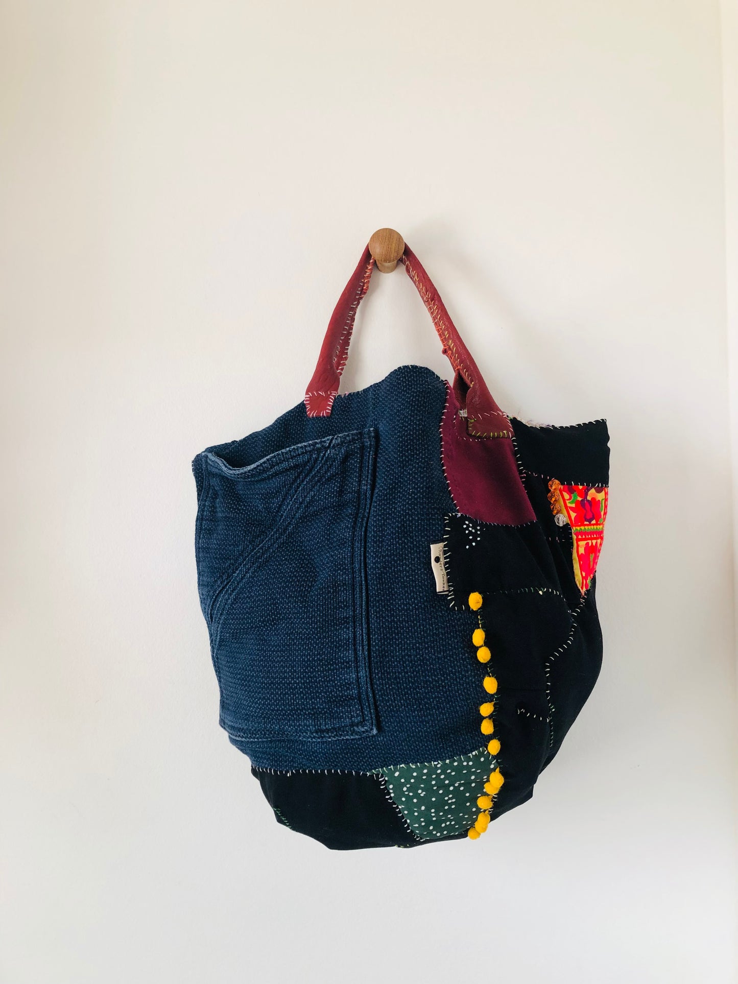 Bag Hand-sewn cloth tote bag Slow fashion Handmade 2474