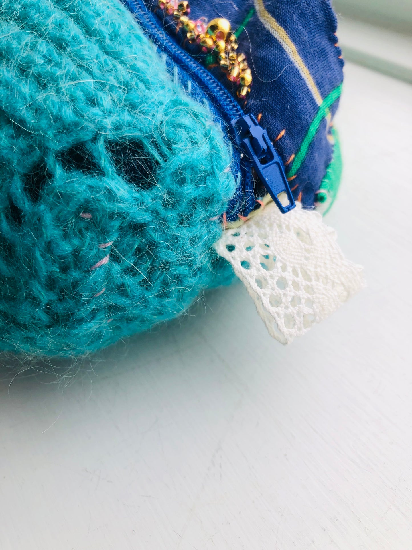 Pouch, hand-sewn, fabric, pen case,小物入れ, handmade, bead embroidery, 2468
