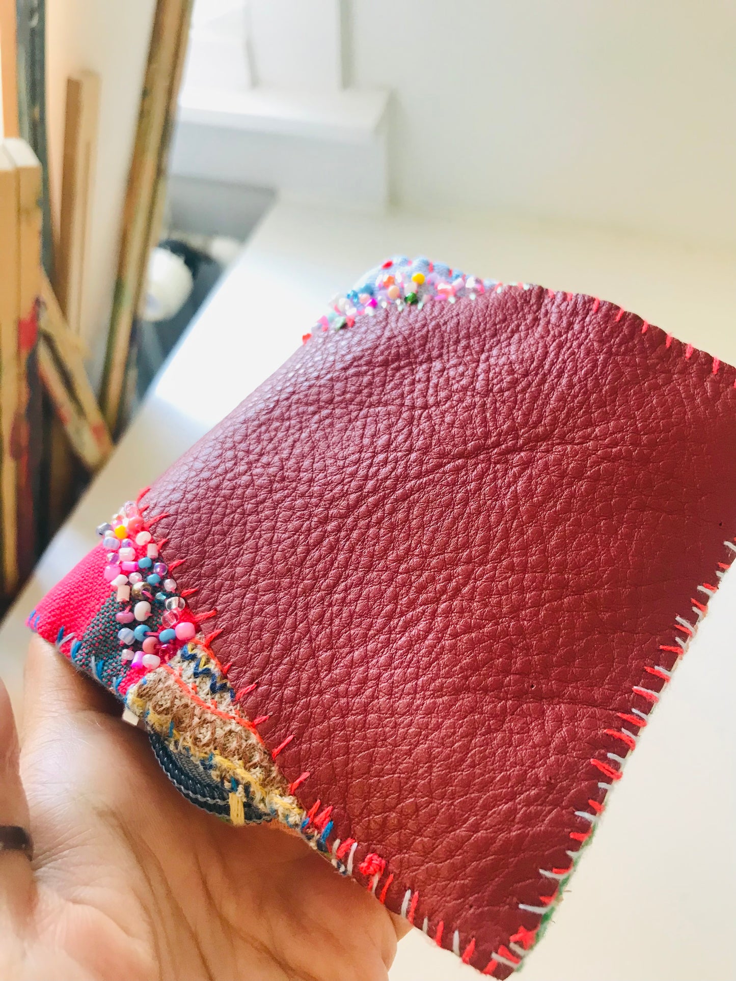 財布　布財布　ハンドメイド　手縫い　刺繍　パッチワーク　二つ折り　1859