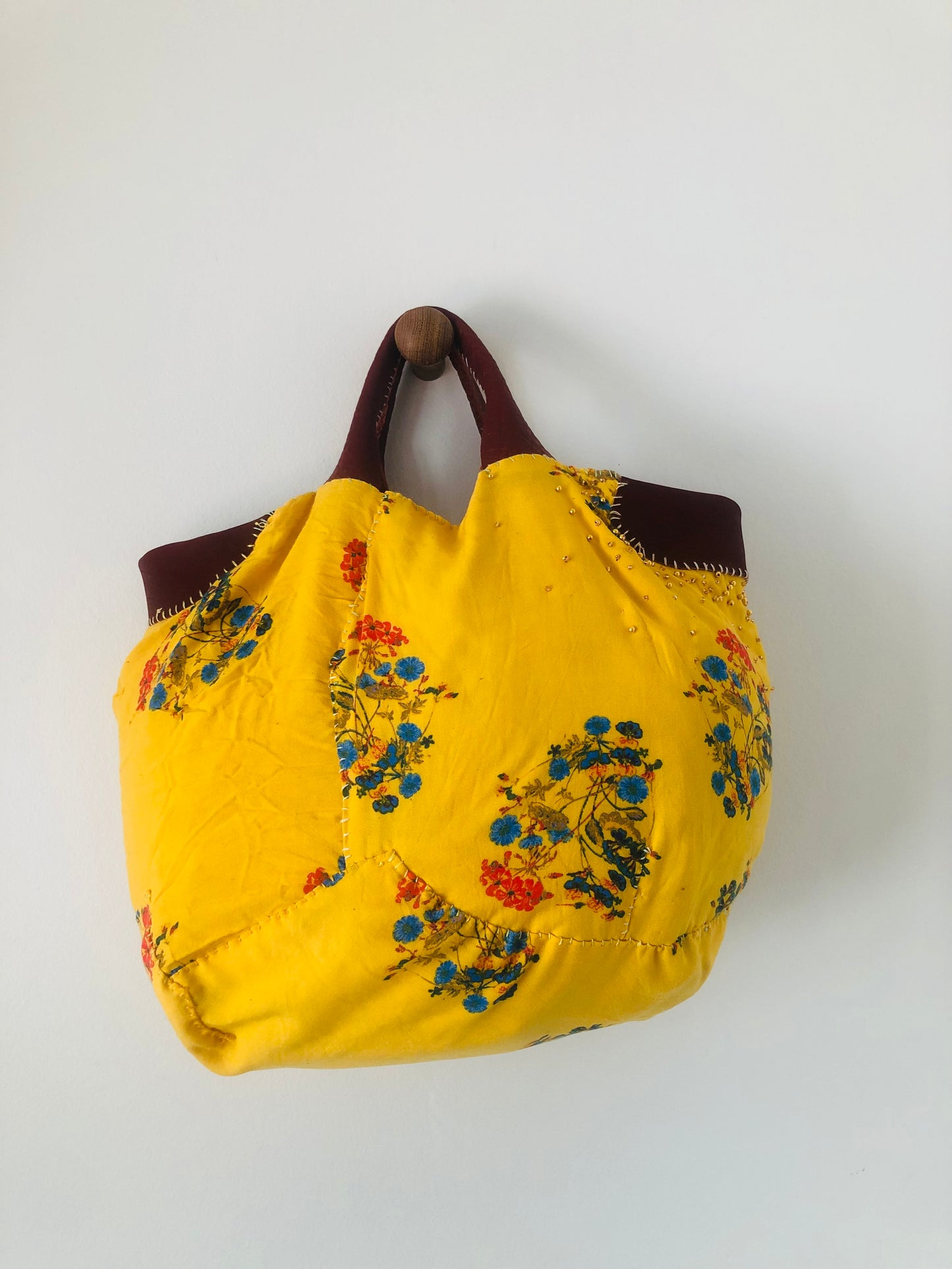 Bag 手縫いのバッグ 布製　トートバッグ　スローファッション　ハンドメイド　2511