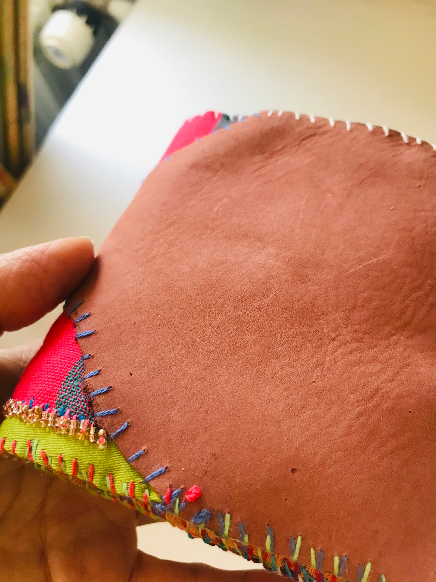 財布　布財布　ハンドメイド　手縫い　刺繍　パッチワーク　二つ折り　1857