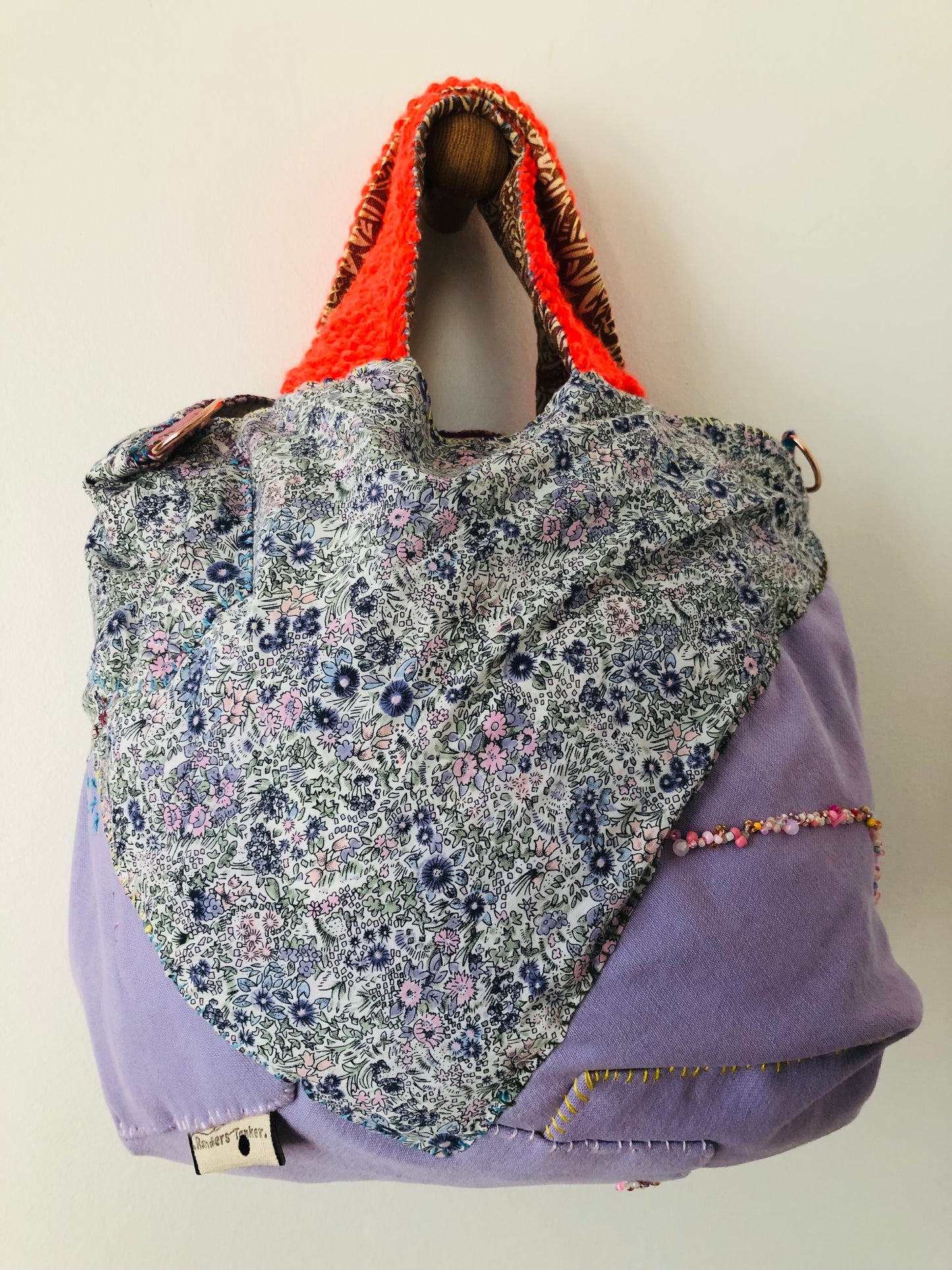 Bag 手縫いのバッグ 布製　トートバッグ　スローファッション　ハンドメイド　2406