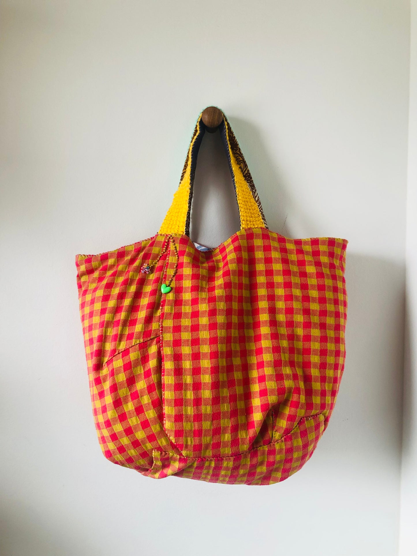 Bag 手縫いのバッグ 布製　トートバッグ　スローファッション　ハンドメイド　2509