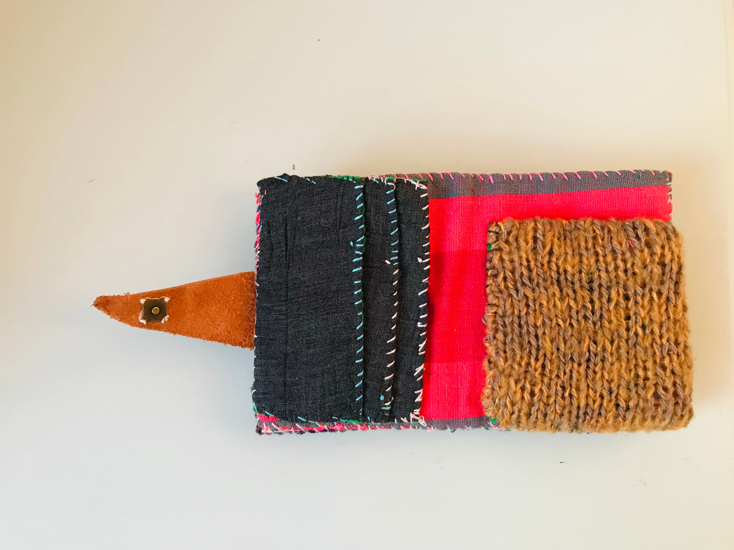 Wallet Fabric Wallet Handmade Hand-sewn Embroidered Patchwork Bi-fold 1910