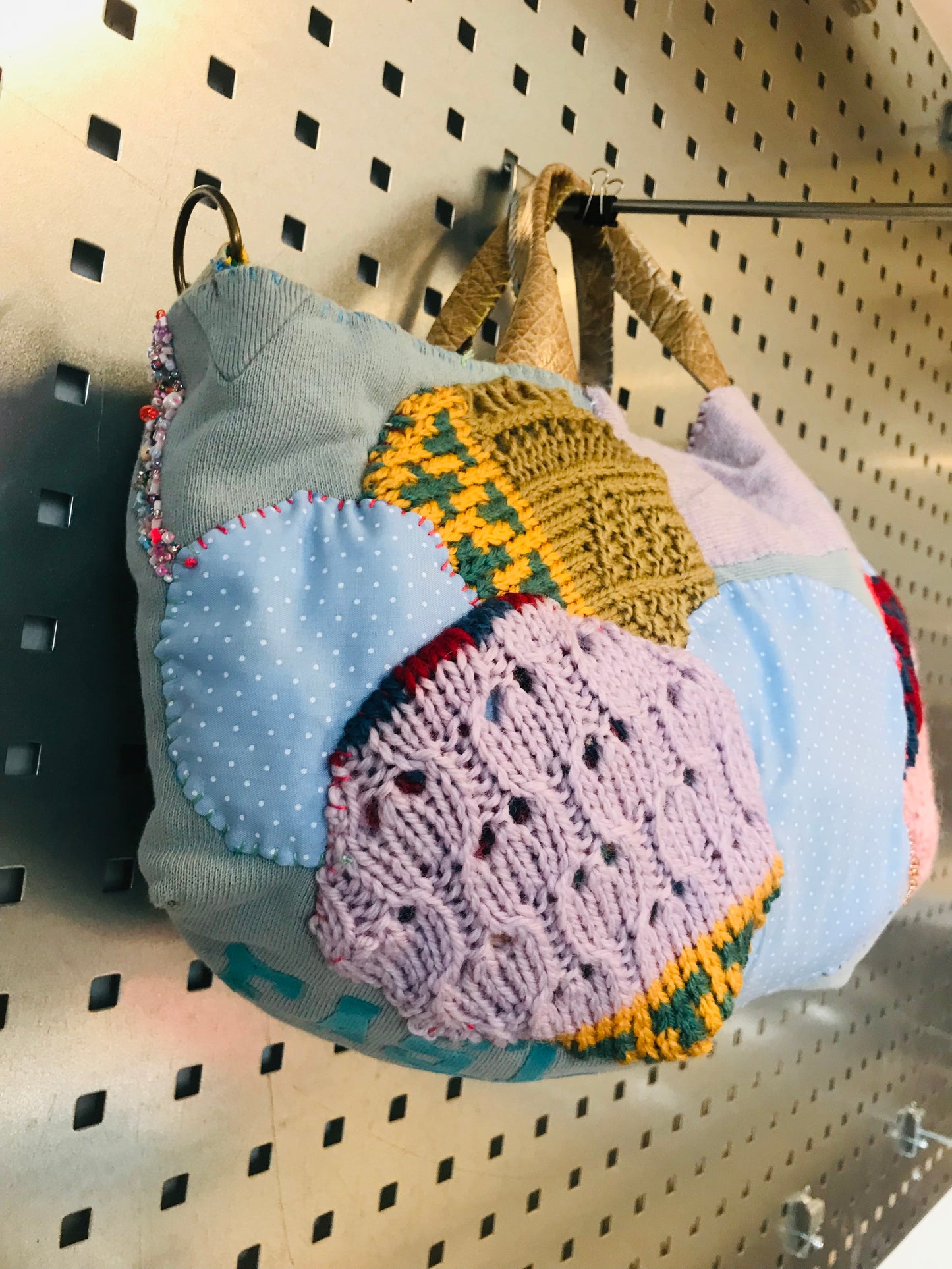 Bag   手縫いのバッグ　  布製　本革持ち手　スローファッション　ハンドメイド　1804