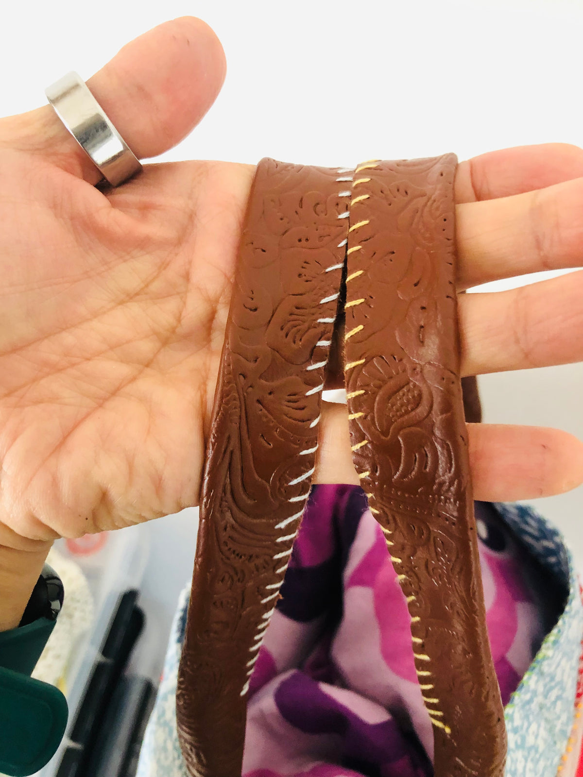 Bag 手縫いのバッグ 布製　トートバッグ　スローファッション　ハンドメイド　2536