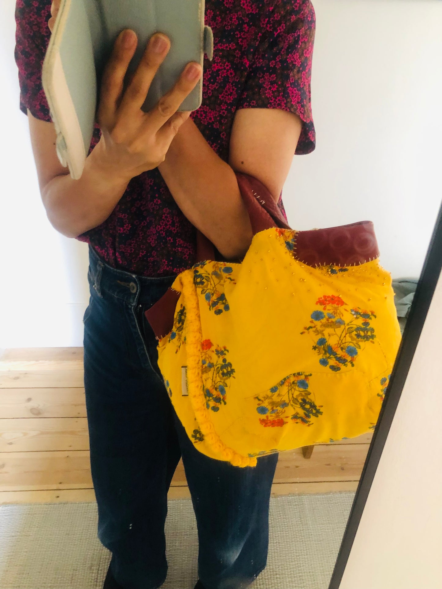 Bag 手縫いのバッグ 布製　トートバッグ　スローファッション　ハンドメイド　2511