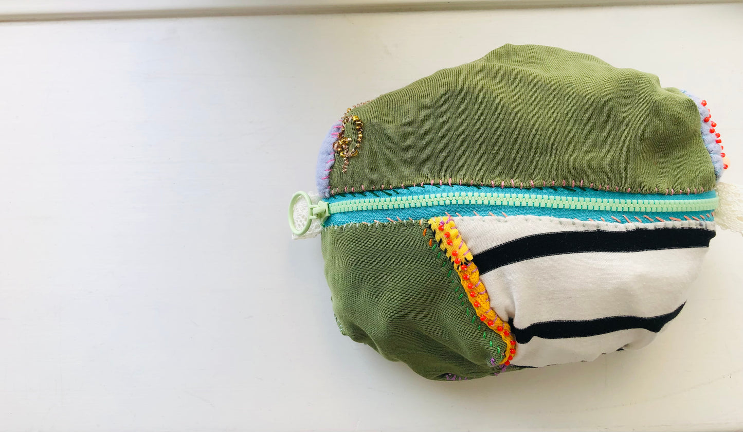 Pouch, hand-sewn, fabric, pen case,小物入れ, handmade, beaded embroidery, 2429