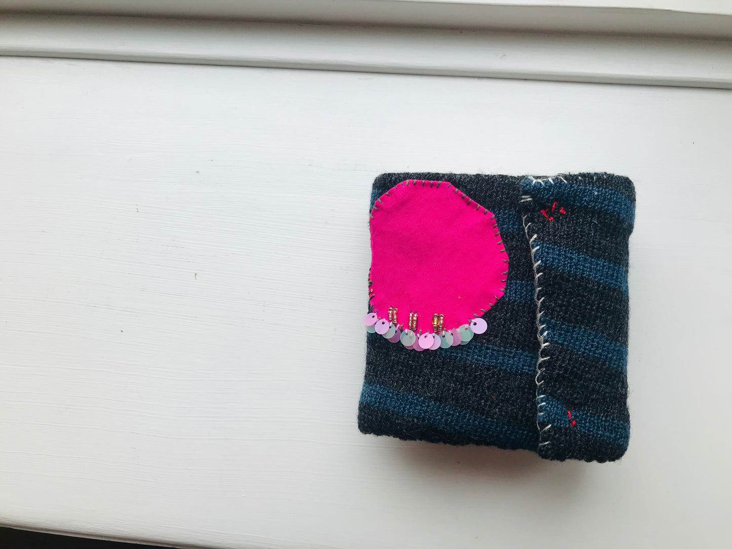 Wallet Fabric Wallet Handmade Hand-sewn Embroidered Patchwork Bi-fold 2055