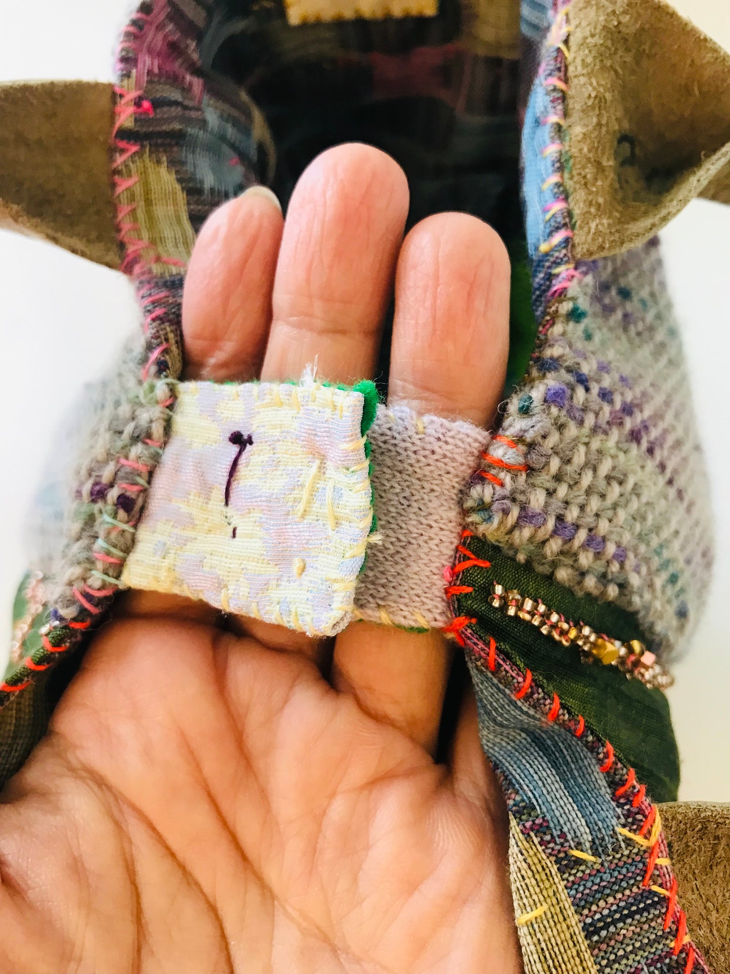 Bag   手縫いのバッグ　  布製　本革持ち手　スローファッション　ハンドメイド　1818