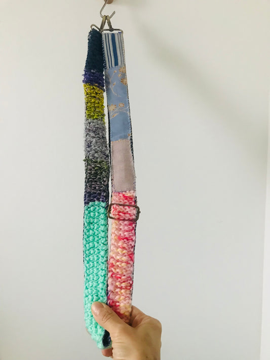 strap  手編みのストラップ　　ウール　布製　毛糸　肩掛けストラップ　スローファッション　ハンドメイド　1937