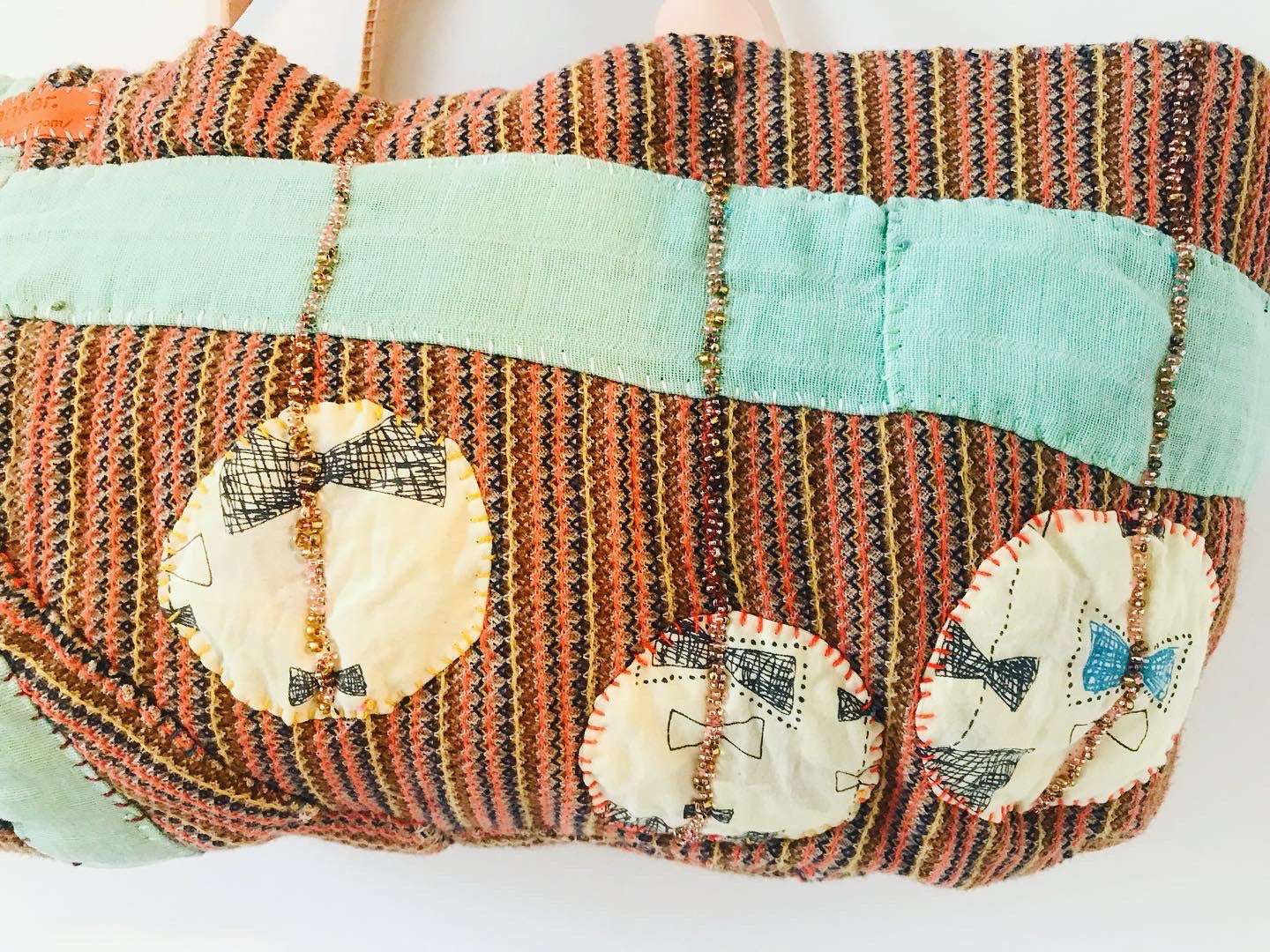 Bag   手縫いのバッグ　  布製　本革持ち手　スローファッション　ハンドメイド　1855