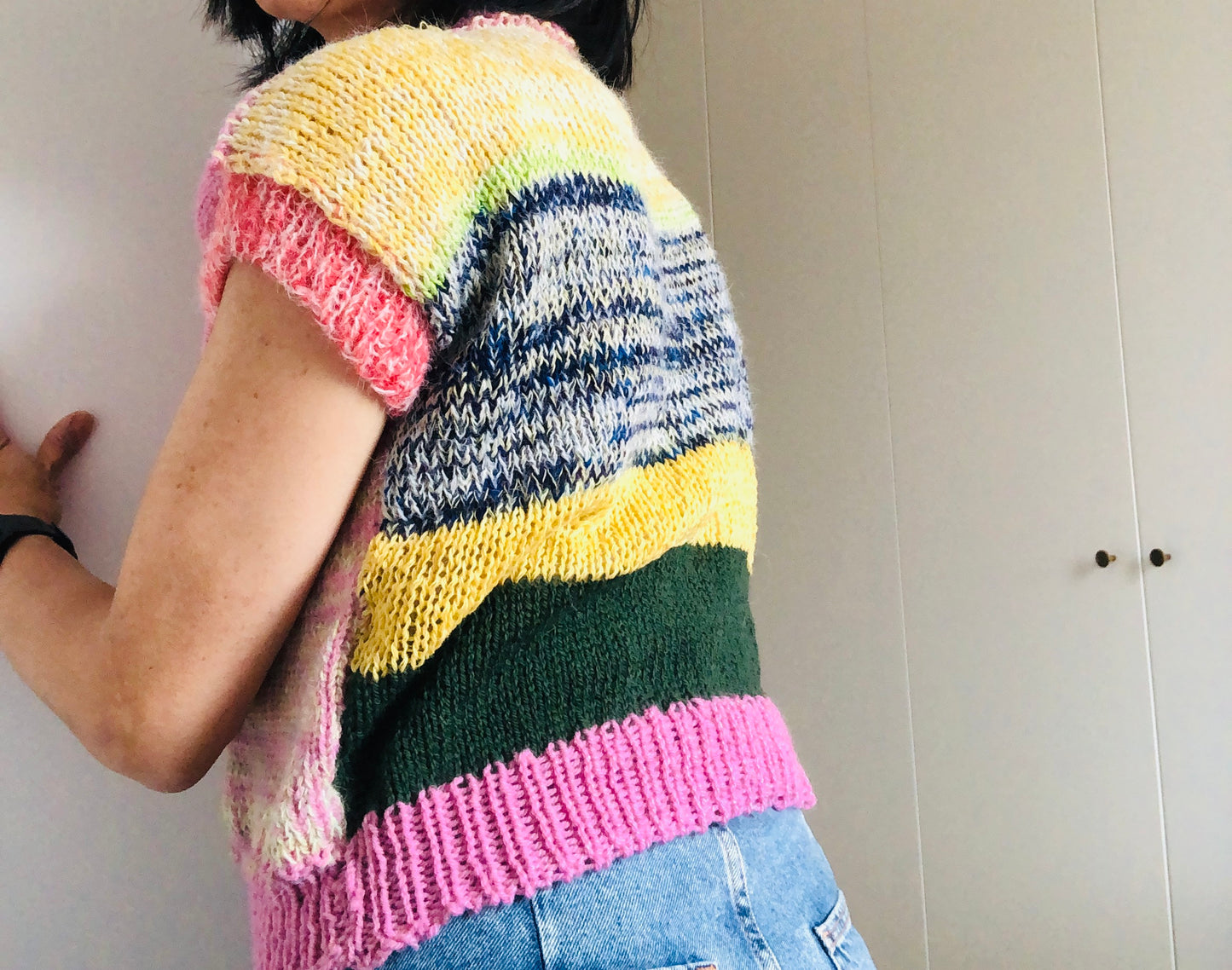 Vest, Sweater, Knitting, Yarn, Wool, Mohair, Slow Fashion, Fancy Yarn, One of a kind, 2418