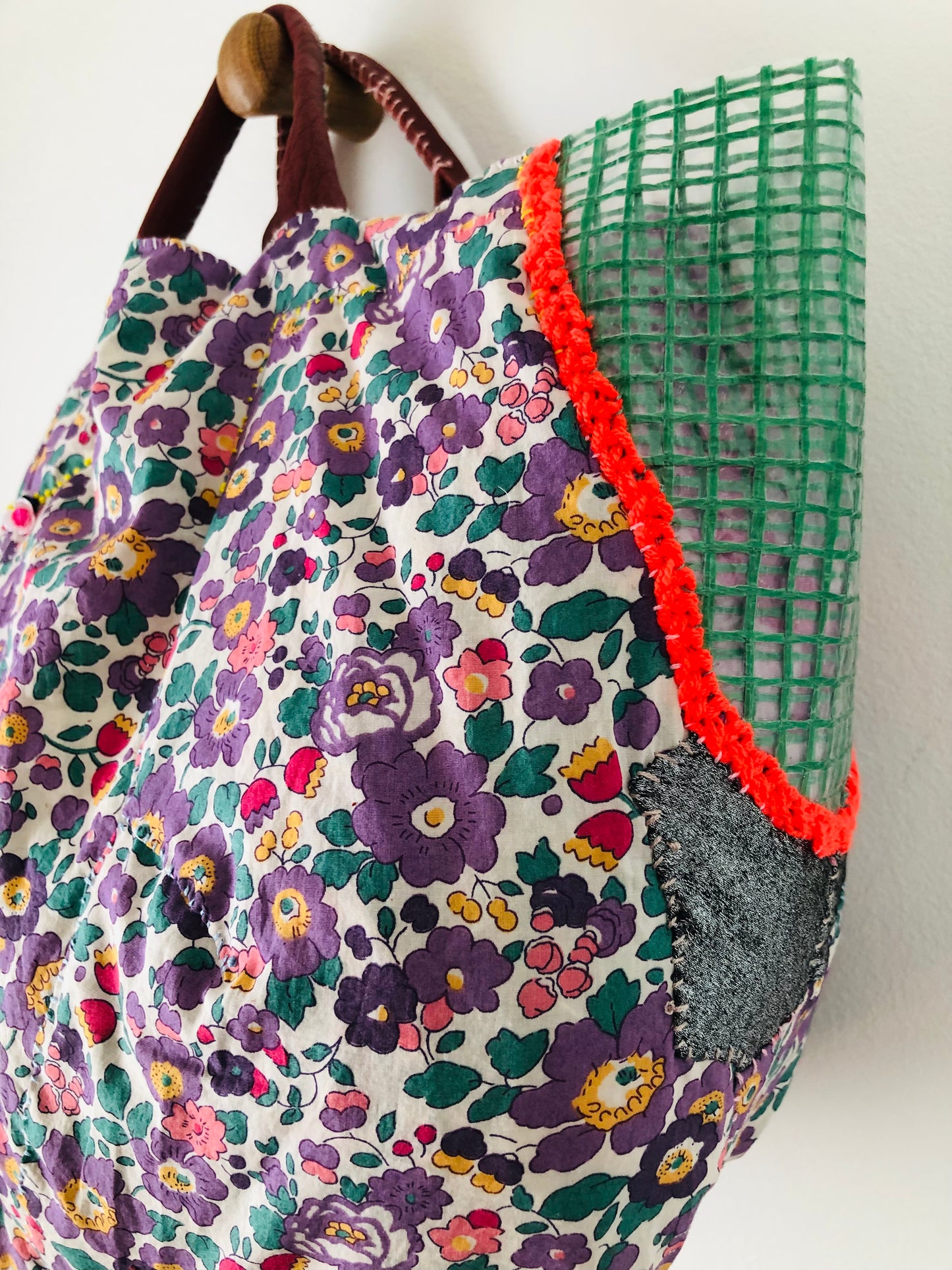 Bag 手縫いのバッグ 布製　トートバッグ　スローファッション　ハンドメイド　2507
