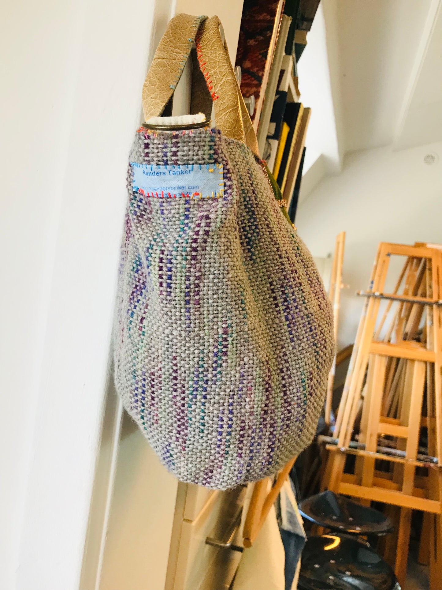 Bag   手縫いのバッグ　  布製　本革持ち手　スローファッション　ハンドメイド　1818