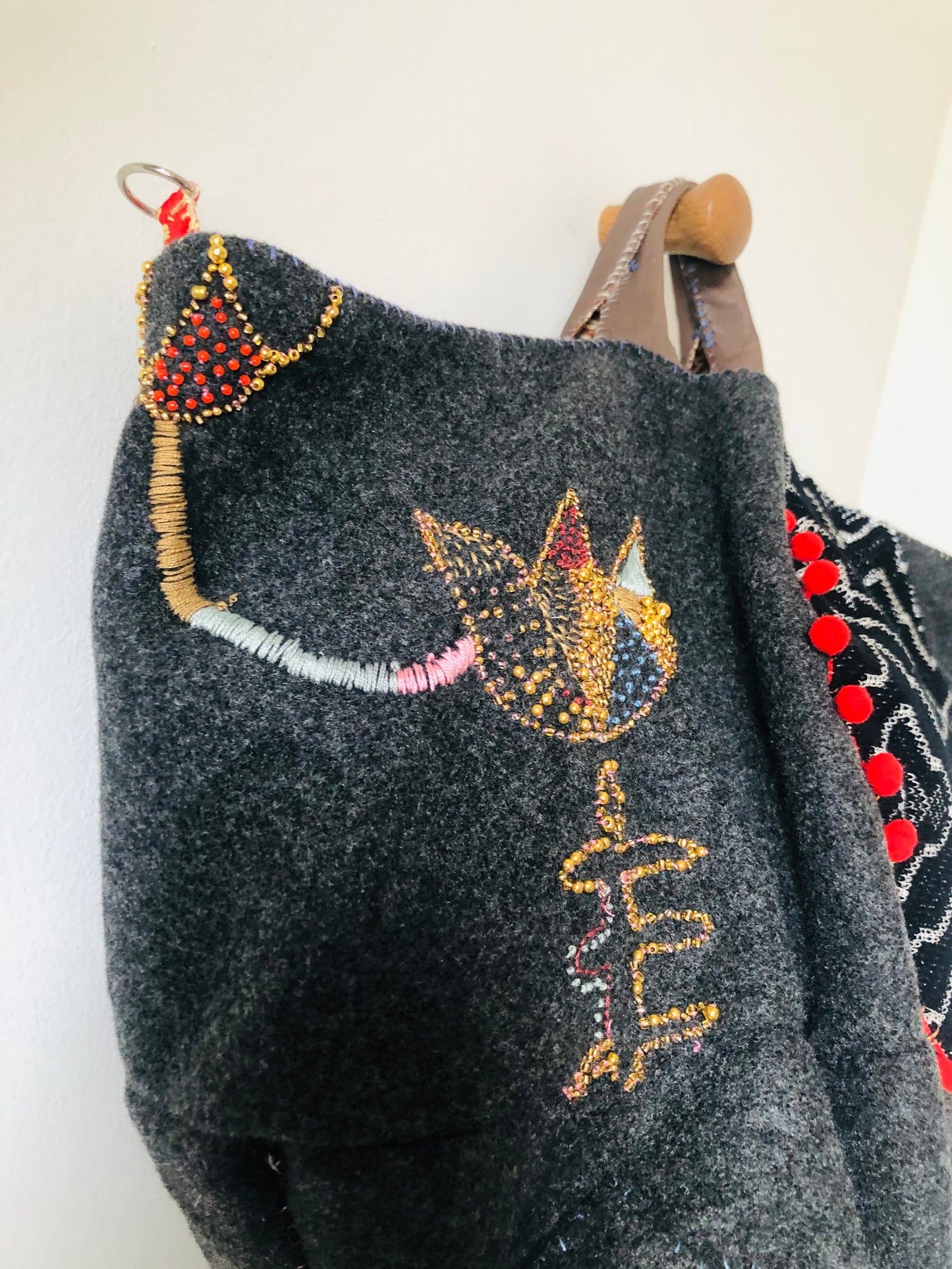 Bag 手縫いのバッグ 布製　トートバッグ　スローファッション　ハンドメイド　2500