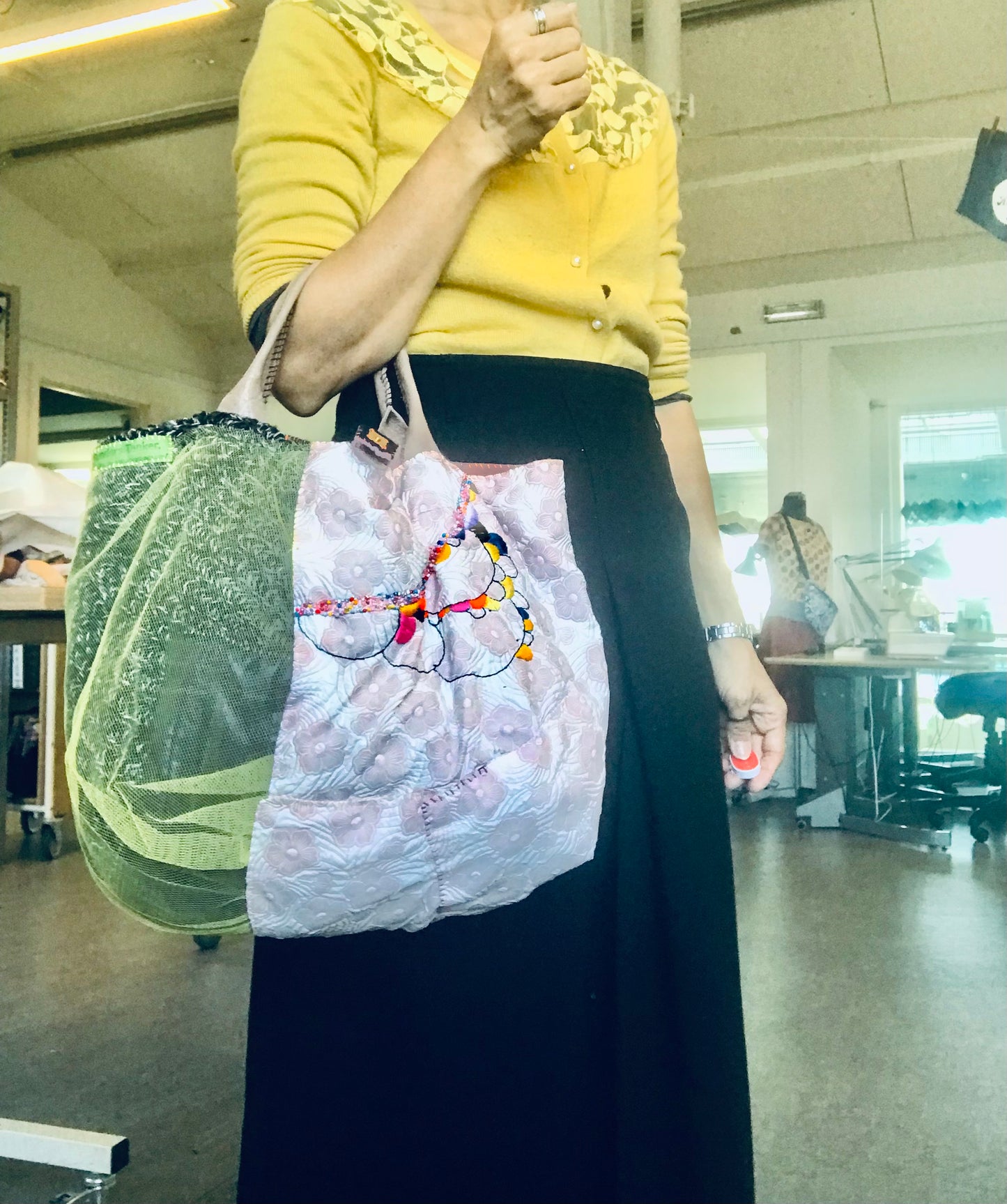 Bag   手縫いのバッグ　  布製　本革持ち手　スローファッション　ハンドメイド　1819