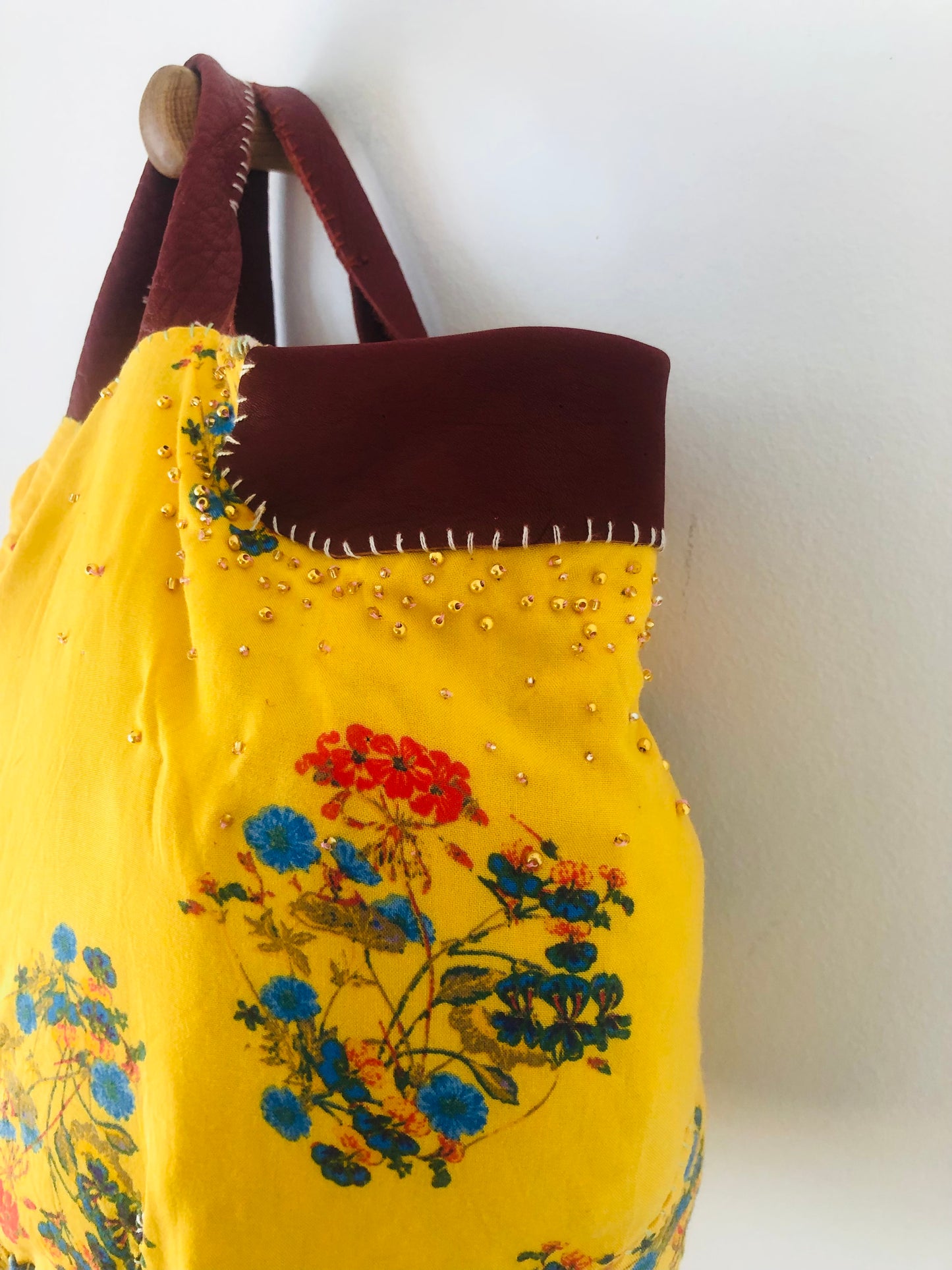 Bag 手縫いのバッグ 布製　トートバッグ　スローファッション　ハンドメイド　2511