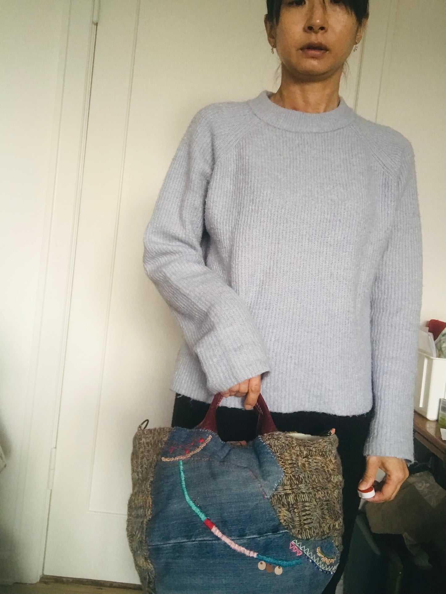 Bag   手縫いのバッグ　  布製　本革持ち手　スローファッション　ハンドメイド　1732