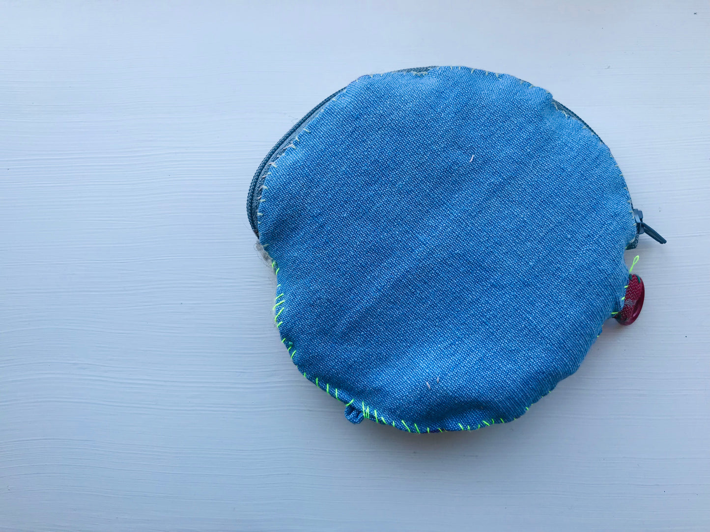 Mønthylster, perler, håndsyet, broderi, stof, møntpung, etui, håndlavet 1763