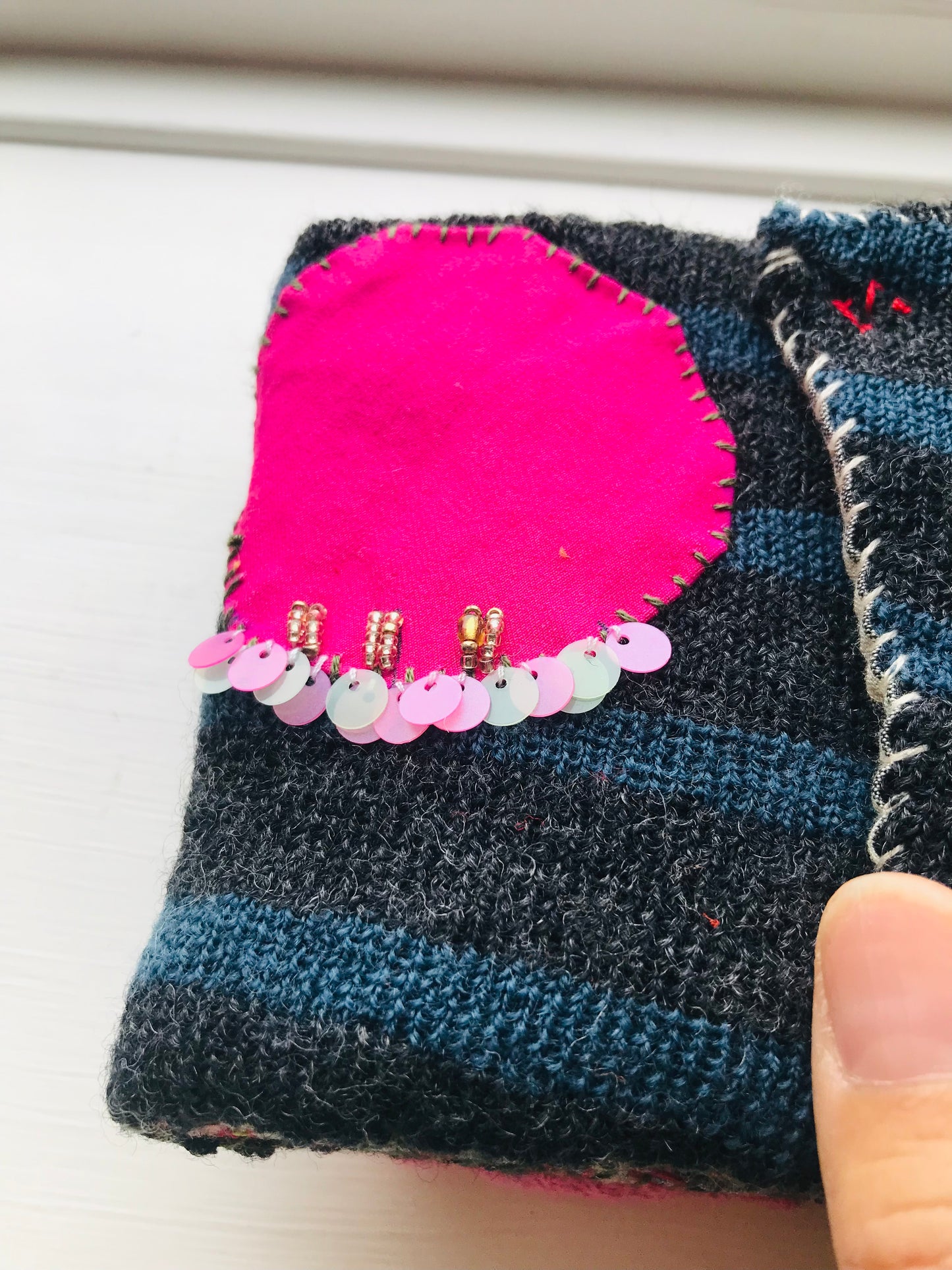 Wallet Fabric Wallet Handmade Hand-sewn Embroidered Patchwork Bi-fold 2055