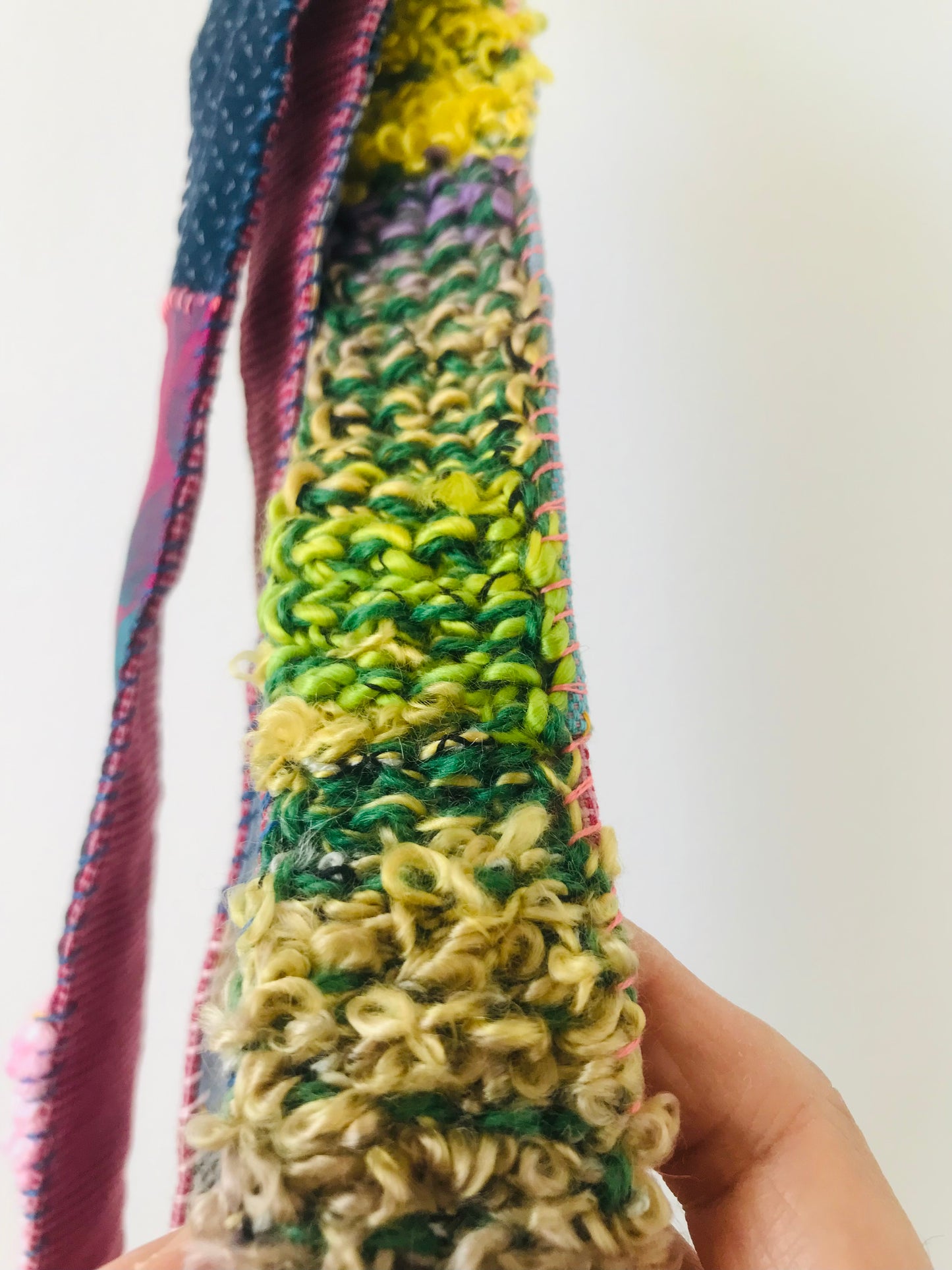 strap  手編みのストラップ　　ウール　布製　毛糸　肩掛けストラップ　スローファッション　ハンドメイド　1901