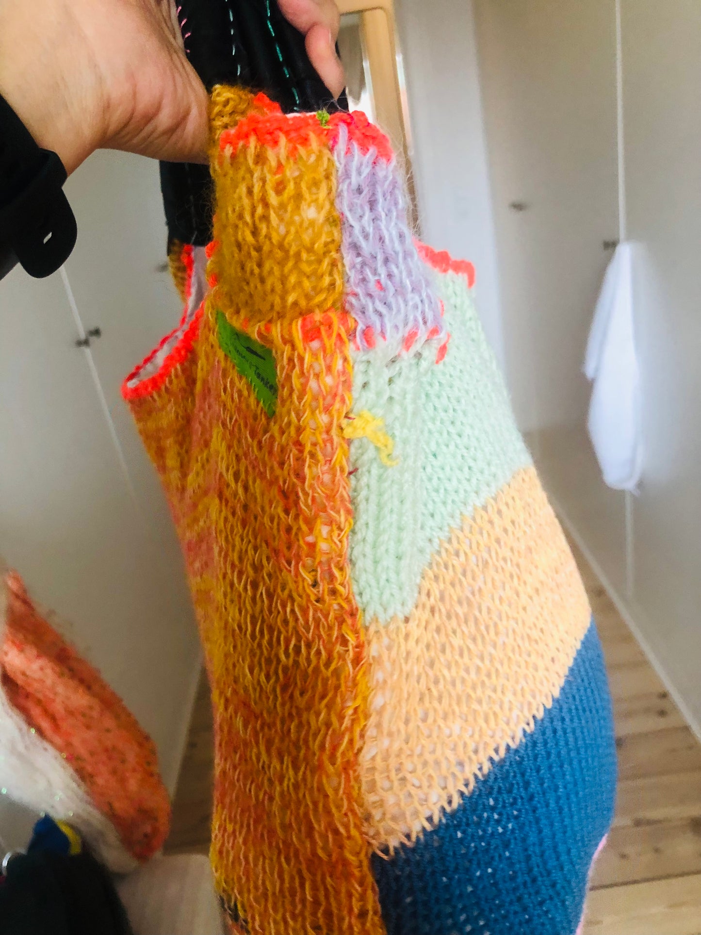 Bag 手縫いのバッグ 布製　編み物　トートバッグ　スローファッション　ハンドメイド　2449