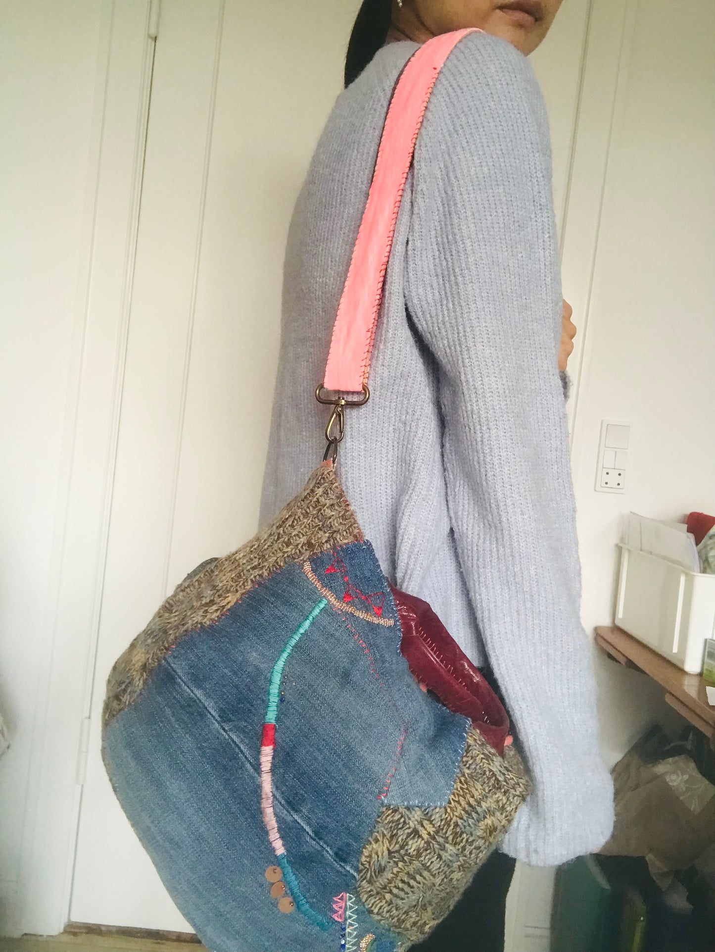 strap  手縫いのストラップ　　布製　毛糸　肩掛けストラップ　スローファッション　ハンドメイド　1738