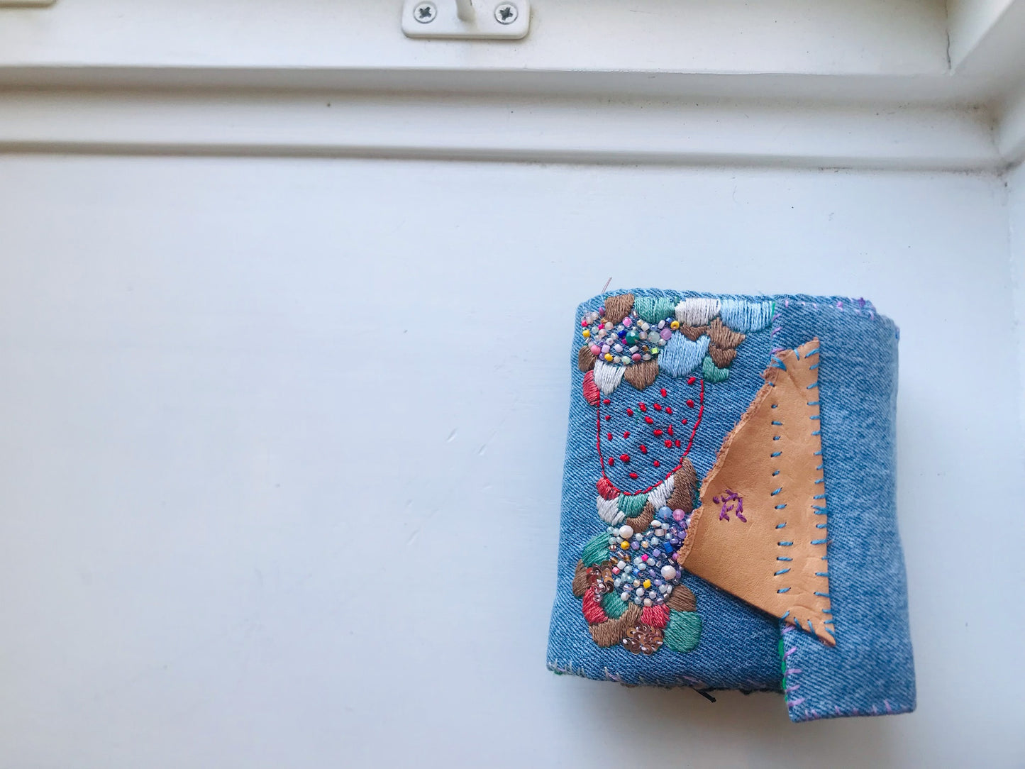 Wallet Fabric Wallet Handmade Hand-sewn Embroidered Patchwork Bi-fold 2076