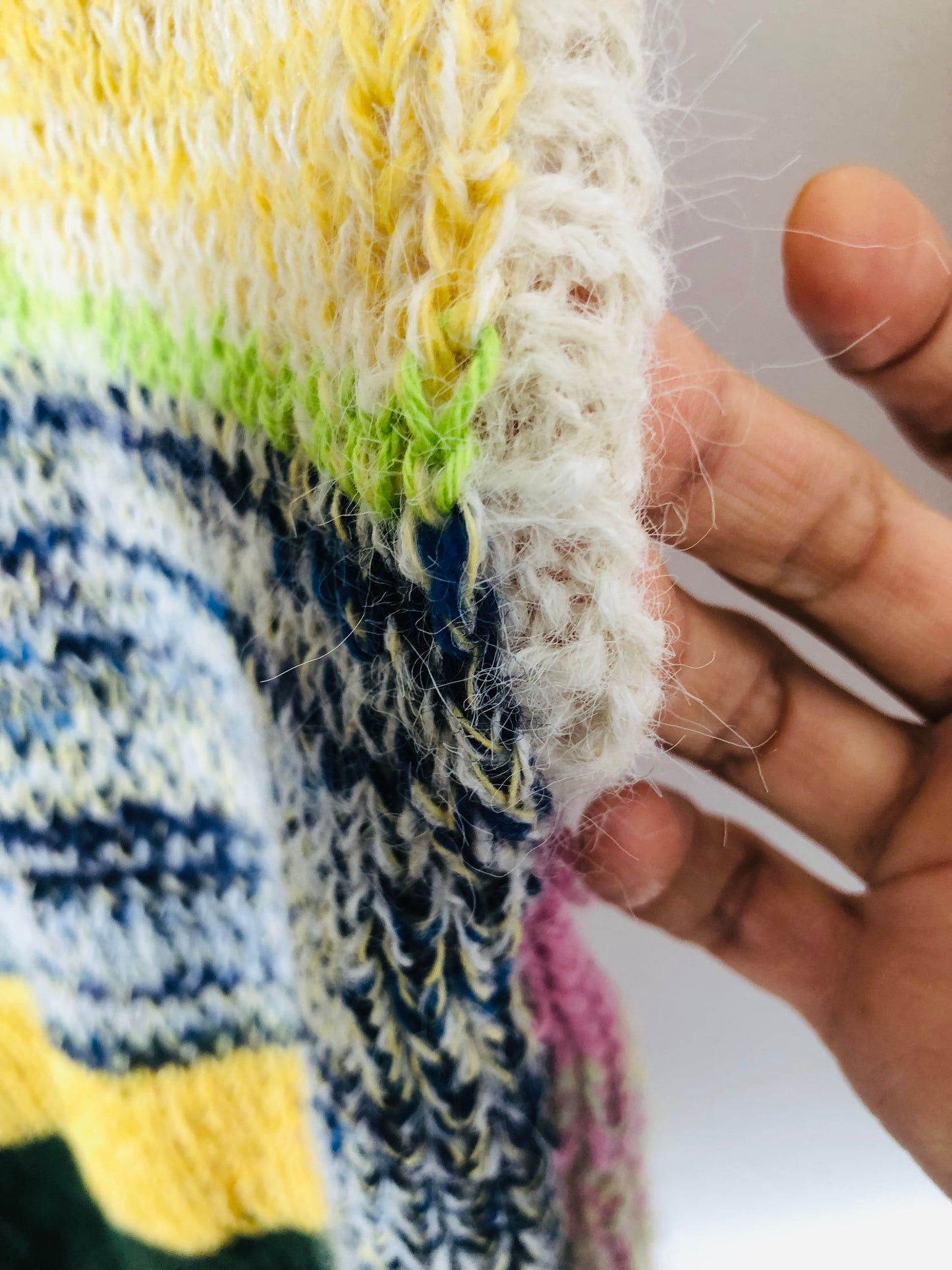 Vest, Sweater, Knitting, Yarn, Wool, Mohair, Slow Fashion, Fancy Yarn, One of a kind, 2418
